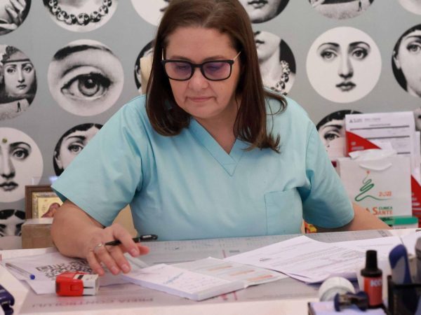 Ce opțiuni de tratament există pentru cancerul de col uterin? Ghidul Dr. Lorena Turculeț